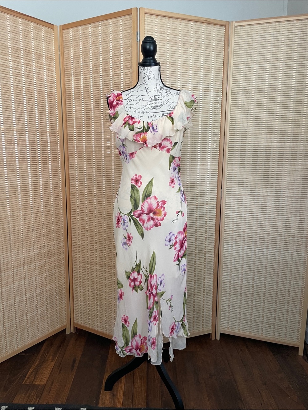 Y2K Charlotte Russe Floral Ruffle-Trim Ivory Maxi Dress with Pink Blooms Size M*